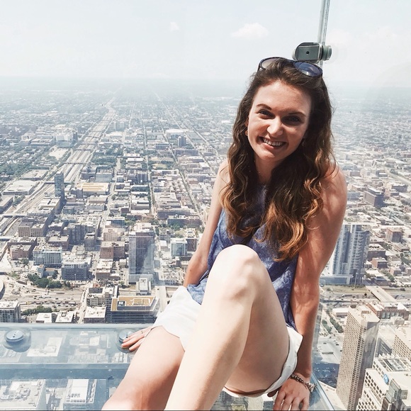 Meet your Posher, Kristen - Picture 2 of 4